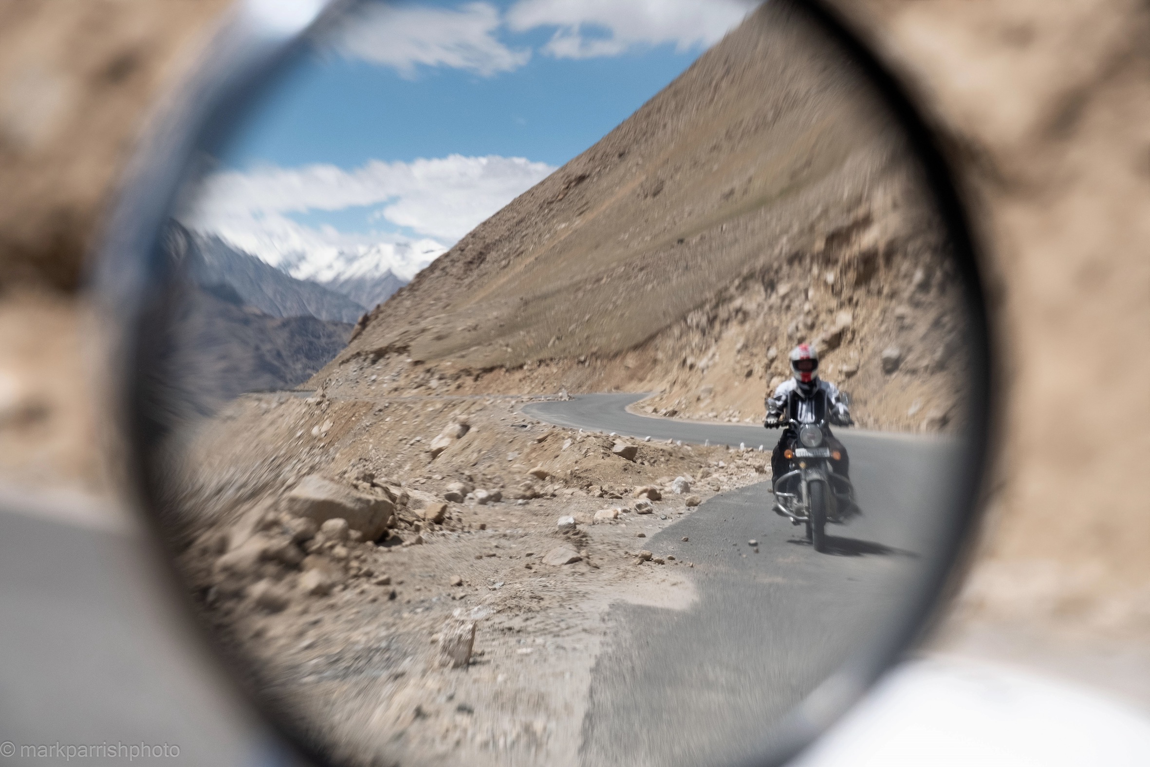 1694869843-Roads to Ladakh.jpg